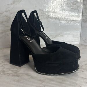 Gianni Bini Chellsie Ankle Strap Platform heels Shoes Size 9.5M